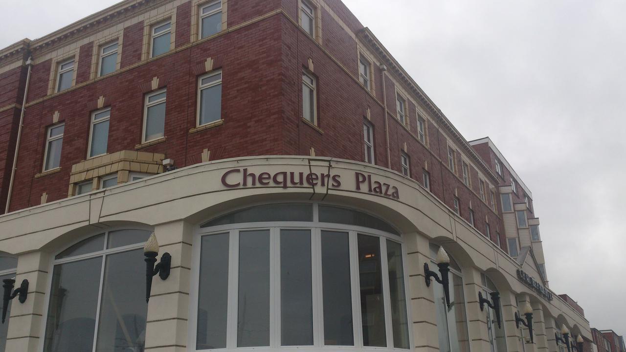 Chequers Plaza Hotel Blackpool Exteriör bild